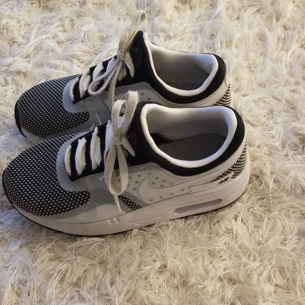 Girls Nike sneakers